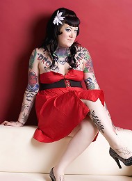 Bliss is a punky and voluptuous tgirl with a tight she-pussy!